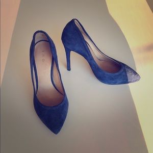 Suede purple IRO pumps